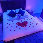 Appartement - jacuzzi et sauna - Pour deux